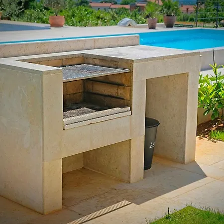 Flamingo Kaštelir