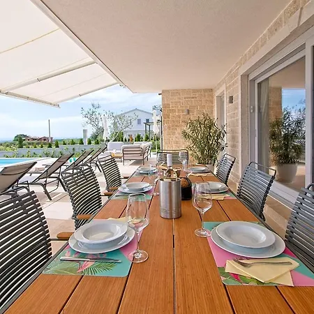 Villa Flamingo Kastelir