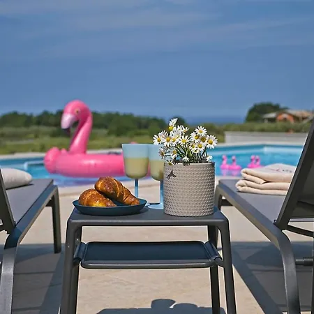 Villa Flamingo Kastelir