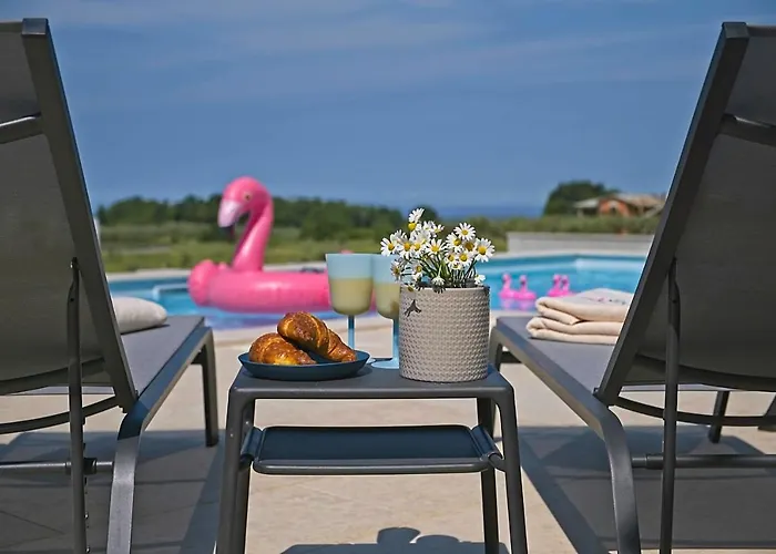 Willa Flamingo Kaštelir